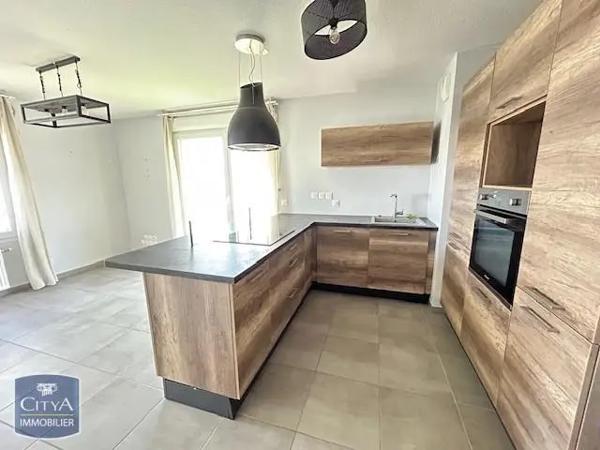 Appartement à louer 2 pièces 38.9m² Vaulx-en-Velin (69120)