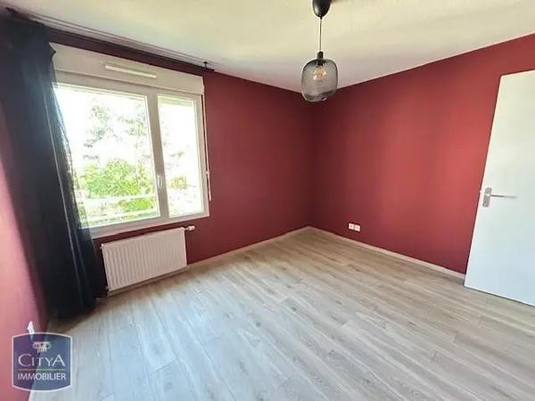 Appartement à louer 2 pièces 38.9m² Vaulx-en-Velin (69120)