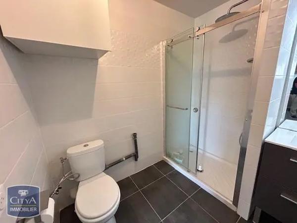 Appartement à louer 2 pièces 38.9m² Vaulx-en-Velin (69120)