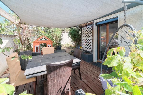 Maison
         4 pièces
        - 101 m² Exclusivité 399 000 € *
