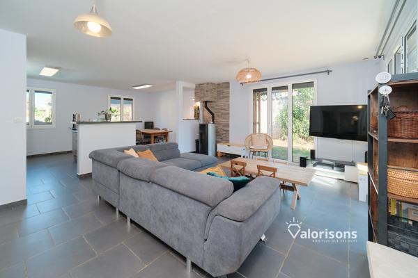 Maison
         4 pièces
        - 101 m² Exclusivité 399 000 € *