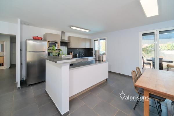 Maison
         4 pièces
        - 101 m² Exclusivité 399 000 € *