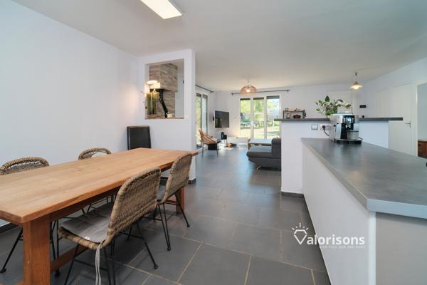 Maison
         4 pièces
        - 101 m² Exclusivité 399 000 € *