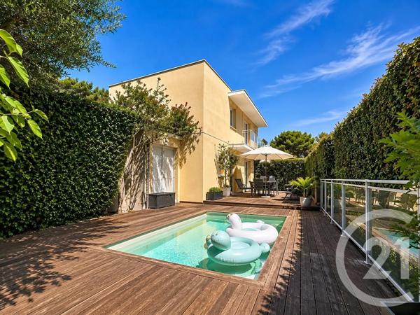 Maison à vendre  5 pièces - 97,51 m 2   ANTIBES  - 06