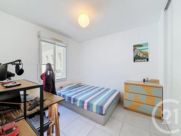 Maison à vendre  5 pièces - 97,51 m 2   ANTIBES  - 06