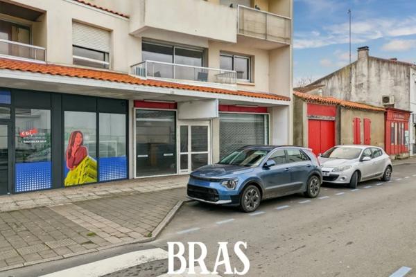 Local commercial - 93m² - Challans