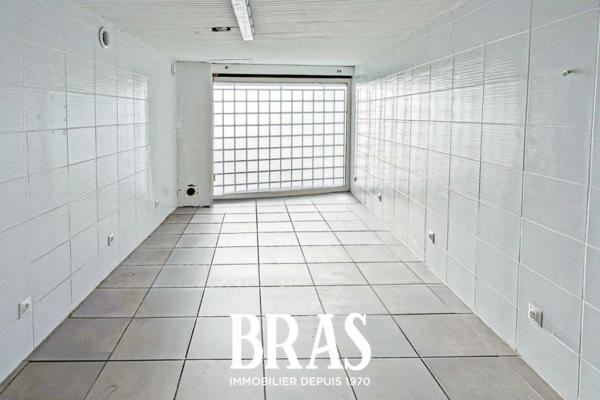 Local commercial - 93m² - Challans