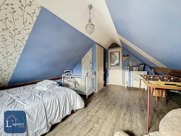 Ancien corps de ferme du XIX siécle avec maison d'hôtes