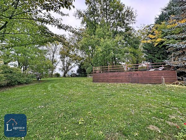 Ancien corps de ferme du XIX siécle avec maison d'hôtes