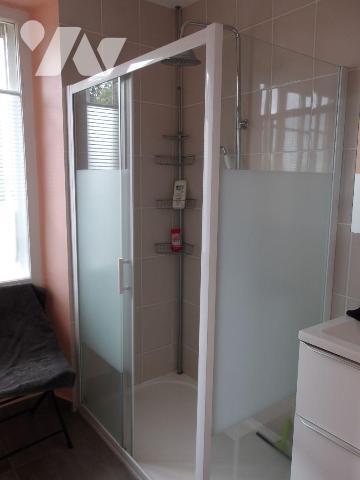 BETETE (23) CREUSE, A vendre maison élevée sur sous-sol, composé d'un garage avec partie chauff...