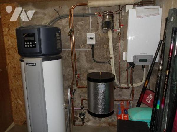 BETETE (23) CREUSE, A vendre maison élevée sur sous-sol, composé d'un garage avec partie chauff...