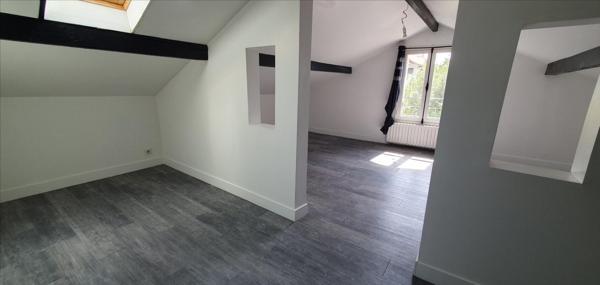 Location 6 Pieces 111 92000 Nanterre 14couch
