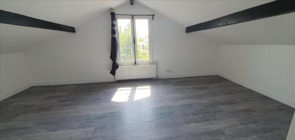 Location 6 Pieces 111 92000 Nanterre 14couch