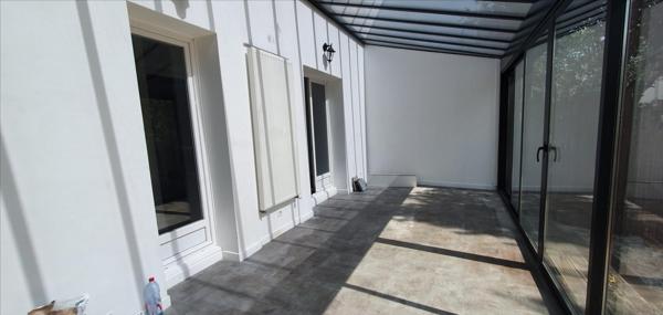 Location 6 Pieces 111 92000 Nanterre 14couch