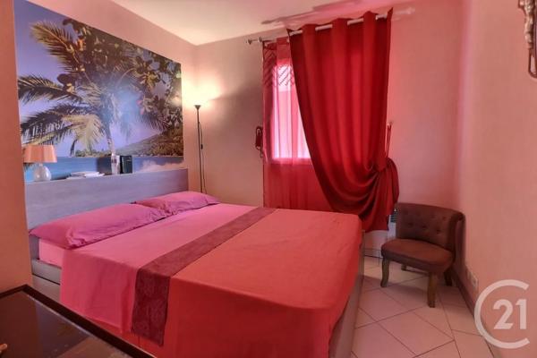 Appartement T3 à vendre  3 pièces - 65 m 2   PUGET SUR ARGENS  - 83