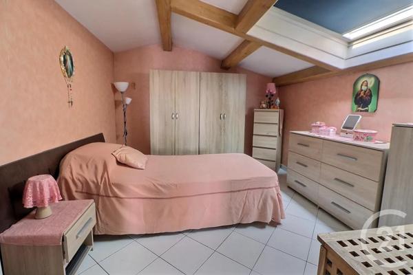 Appartement T3 à vendre  3 pièces - 65 m 2   PUGET SUR ARGENS  - 83