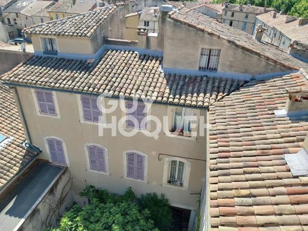 Belle demeure du XVIIe Siècle - Un Joyau Historique au Coeur de Carpentras