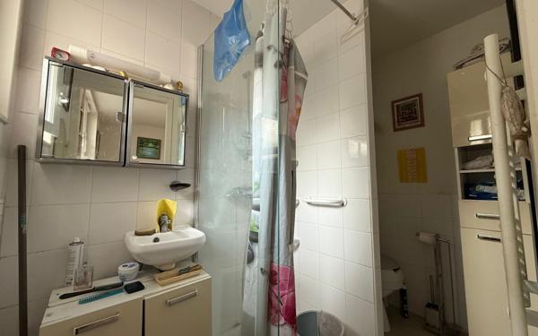 Maison à vendre    2 pièces •  Cozes