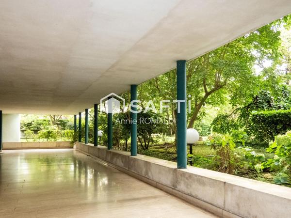 BOX DANS RESIDENCE SECURISEE  PROCHE PARC DES PRINCES