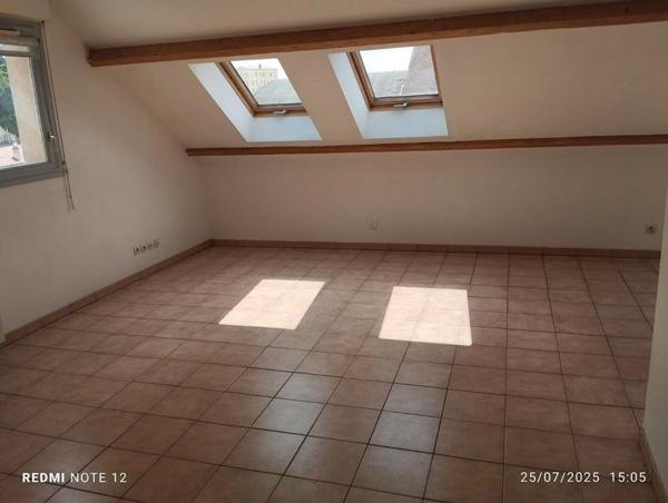 Exclusivité ? T5 avec box + parking ? Dernier étage à Conflans !