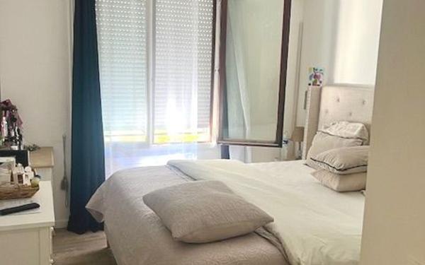 Appartement à vendre    3 pièces • 72 m2 Saint-Gratien