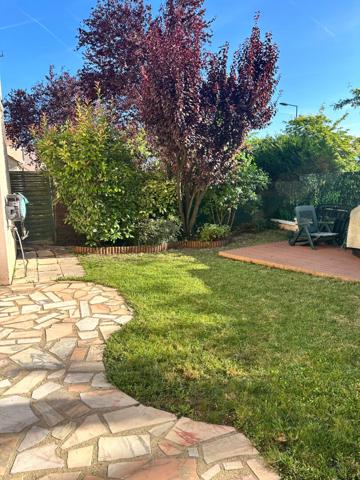 EXCLUSIVITE coeur de ville de Vauréal 7 pièce(s) 173 m2 utiles (126m² loi carrez)