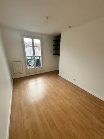 EXCLUSIVITE coeur de ville de Vauréal 7 pièce(s) 173 m2 utiles (126m² loi carrez)