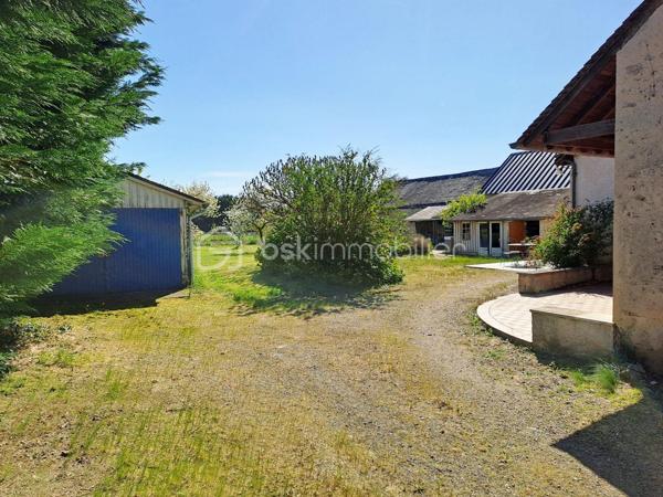 Maison en pierre de 151 m²