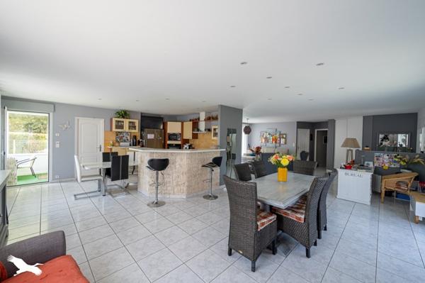 Maison à vendre |  Bias |  5 pièces | 169 m²