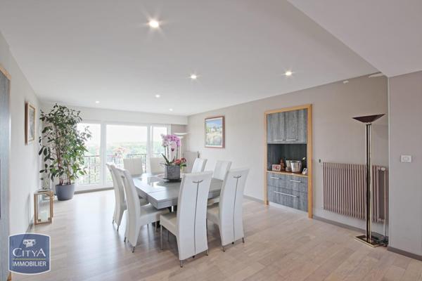 Appartement à vendre 5 pièces 200m²