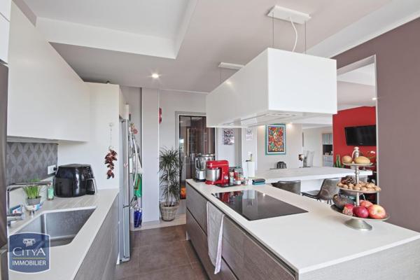 Appartement à vendre 5 pièces 200m²