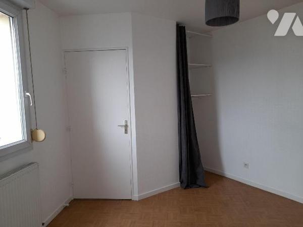 A vendre RENNES pour INVESTISSEURS : Quartier CLEUNAY-clinique de la Sagesse : Appartement T2, ...