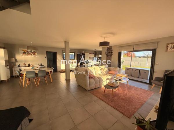 Maison à Montfort-sur-Risle, 27290 - 5 pièces 156m²