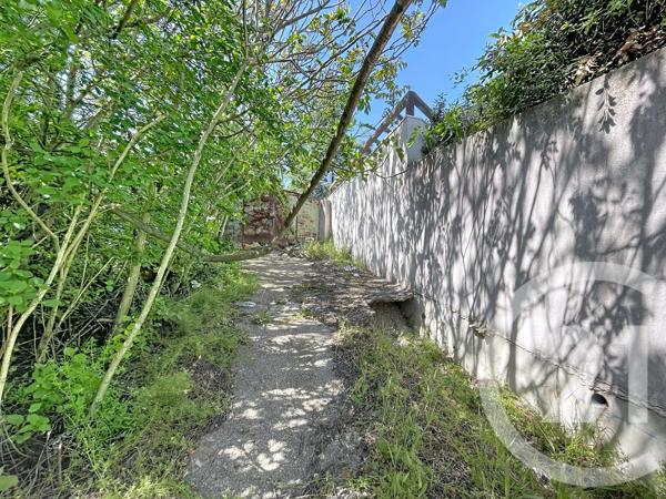 Maison à vendre  5 pièces - 84,84 m 2   BAGNOLS SUR CEZE  - 30