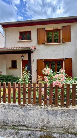 Maison à vendre 4 pièces LE CHAMBON FEUGEROLLES (42)