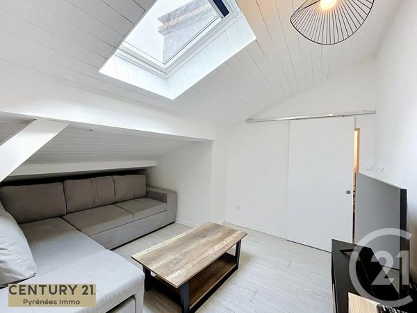 Immeuble à vendre  300 m 2   ST GAUDENS  - 31
