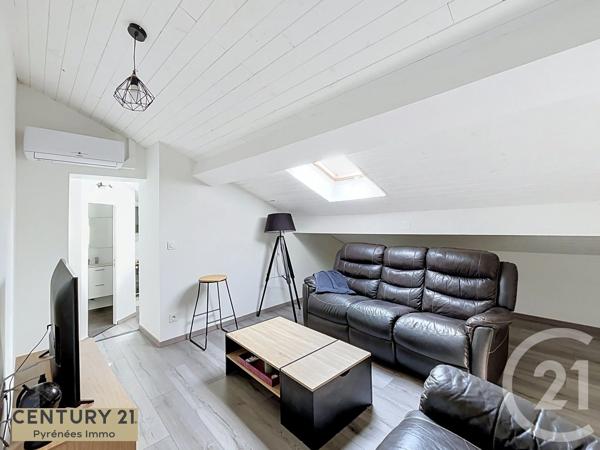 Immeuble à vendre  300 m 2   ST GAUDENS  - 31