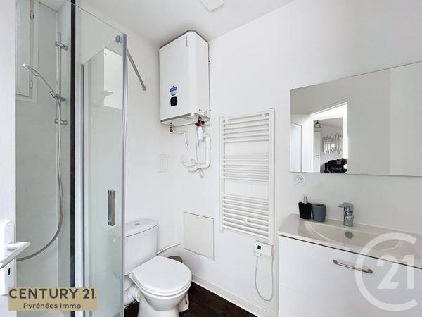 Immeuble à vendre  300 m 2   ST GAUDENS  - 31
