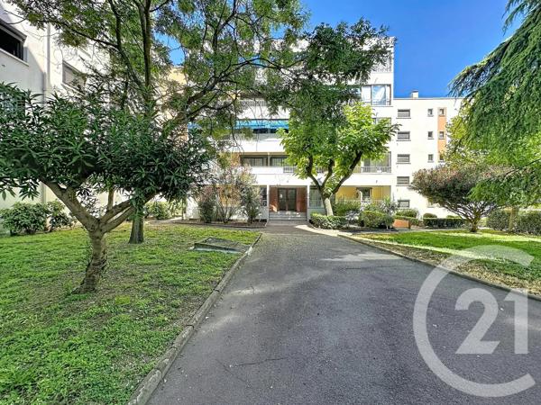 Appartement F4 à vendre  3 pièces - 73,72 m 2   MONTPELLIER  - 34