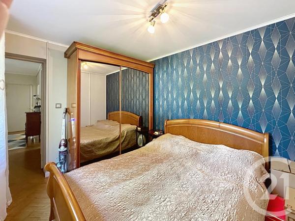 Appartement F4 à vendre  3 pièces - 73,72 m 2   MONTPELLIER  - 34