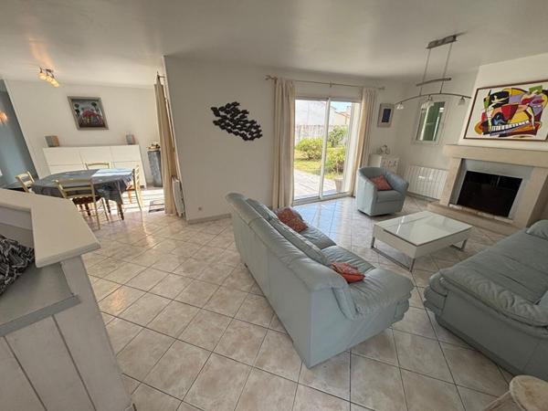 Lumineuse villa de plain-pied Ste Marie De Re 4 pièces 101m2