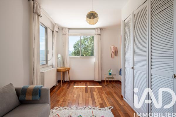 Maison à vendre 7 pièces 335,3 m² Corenc