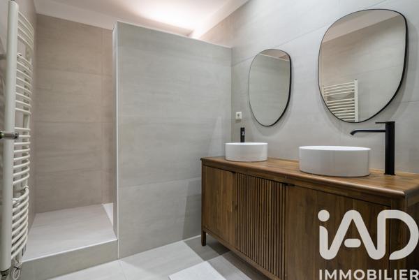 Maison à vendre 7 pièces 335,3 m² Corenc