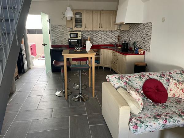 Appartement  en duplex, 2/3 pièces à louer à Médis