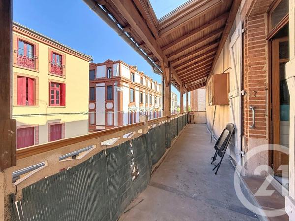 Immeuble à vendre  311 m 2   MONTAUBAN  - 82