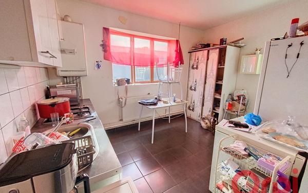 Immeuble à vendre    17 pièces •  Montluçon