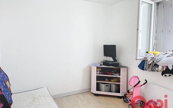 Immeuble à vendre    17 pièces •  Montluçon