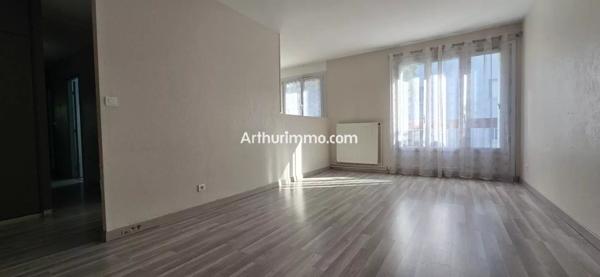 Vente Appartement 4 pièces 77 m2 à Créteil