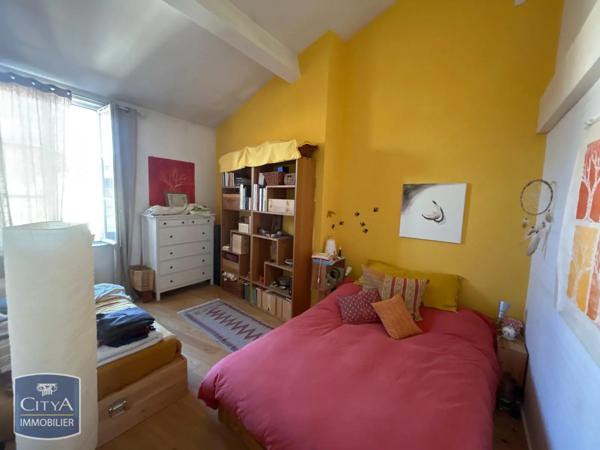 Appartement à louer 3 pièces 75.61m²