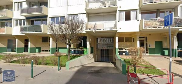 Parking à louer Saint-Étienne (42100)